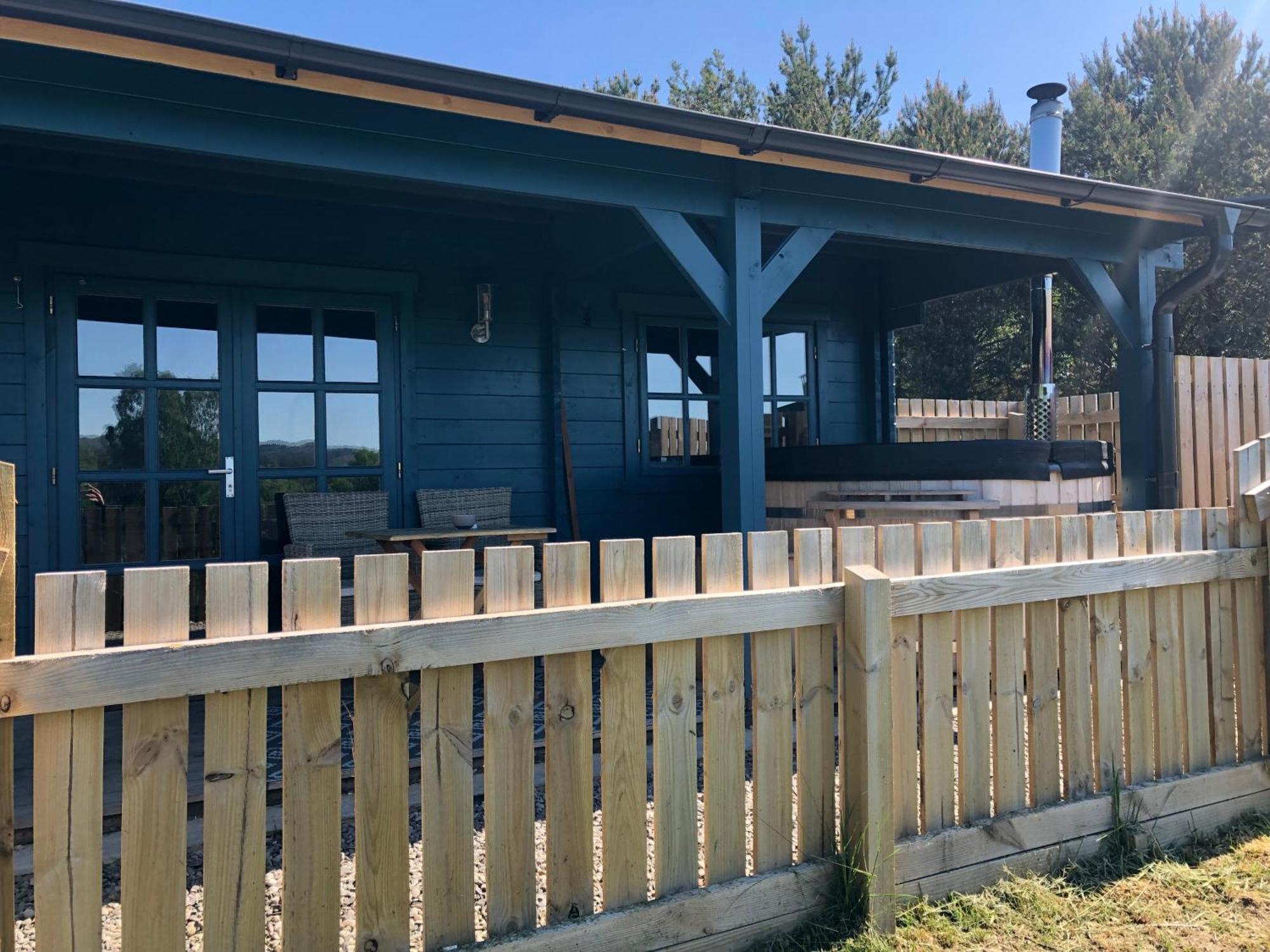 Retreat Hot Tub Highland Cabin Inverness Luaran gambar